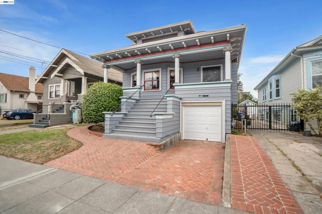 Street-level exterior view of the Craftsman home as an Alameda neighborhood home base